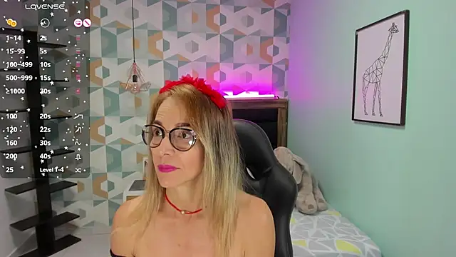 CATIAJONES online show from January 2025 06:52:01 PM