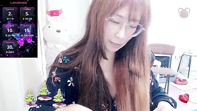 Snapshot of aFanny chatting on March 2025 02:10:02 PM aFanny online show from March 2025 02:10:02 PM