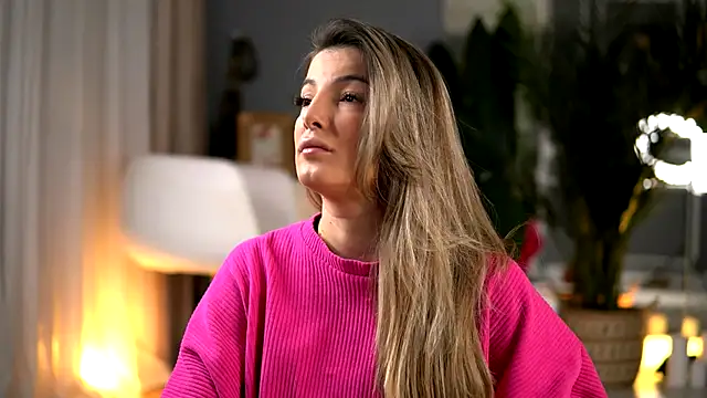 KellyMathews online show from November 2025 03:19:02 AM