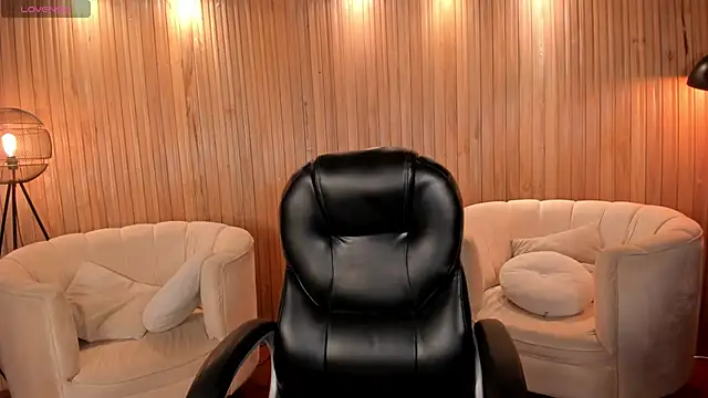 AmberLewis  online show from September 2025 10:33:02 PM