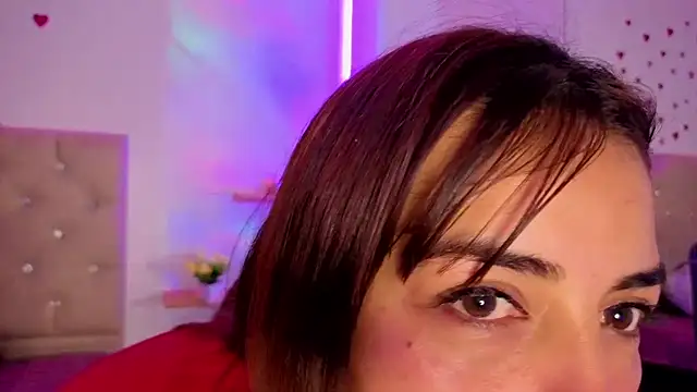 Snapshot of ameliefederline11 chatting on May 2026 03:39:02 PM ameliefederline11 online show from May 2026 03:39:02 PM