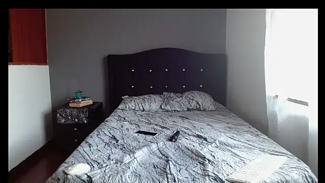 Emilia 1995 online show from March 2026 04:56:02 PM