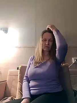 Evelina cute online show from February 2025 03:28:02 PM