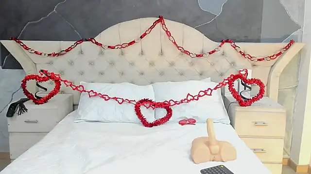 Snapshot of AmberGreyy_ chatting on February 2025 03:47:02 PM AmberGreyy online show from February 2025 03:47:02 PM