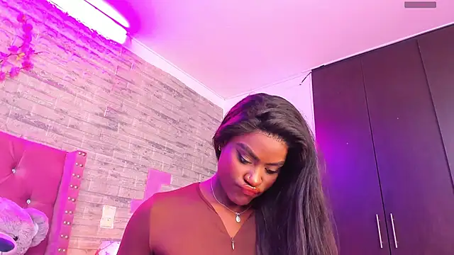 Snapshot of IsabellaBromsS chatting on February 2025 07:49:01 PM IsabellaBromsS online show from February 2025 07:49:01 PM