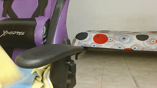 engielphoenis14 online show from September 2025 10:25:01 PM