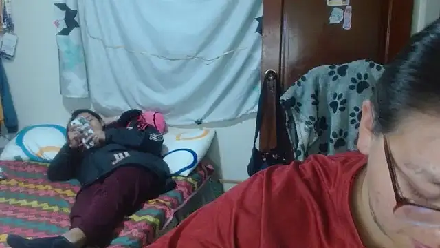 clayre and jill online show from November 2025 02:11:02 AM