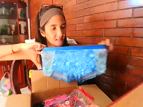 singlemom4 online show from March 2026 07:29:01 PM