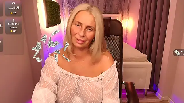 Scarlett Mai online show from September 2025 11:10:01 AM