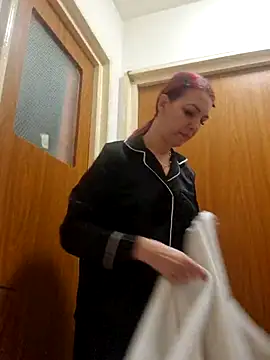 Evadesirex46 online show from February 2026 11:39:01 AM