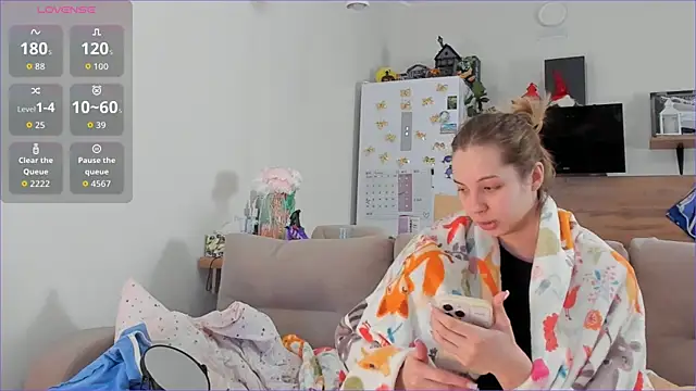 Girl alone home online show from February 2026 03:57:01 AM