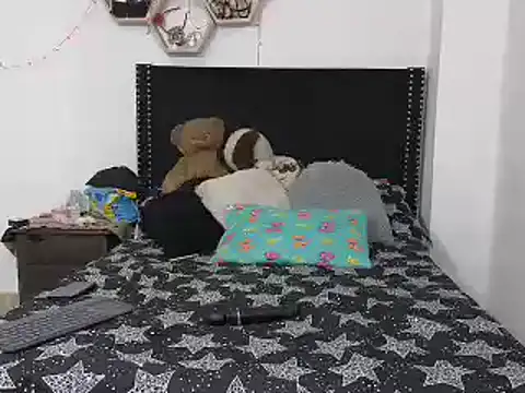 charlotte 077 online show from February 2025 03:46:02 AM