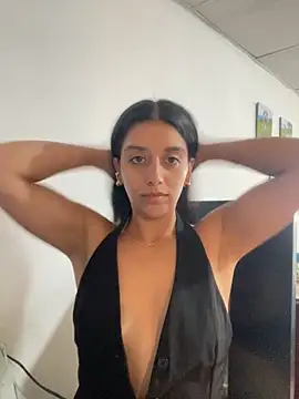 BrittanyDiaz online show from November 2025 07:57:01 PM