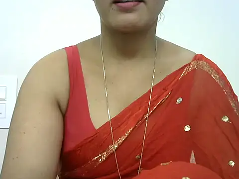 Snapshot of rashmika_reddy chatting on July 2026 05:03:02 AM rashmika reddy online show from July 2026 05:03:02 AM