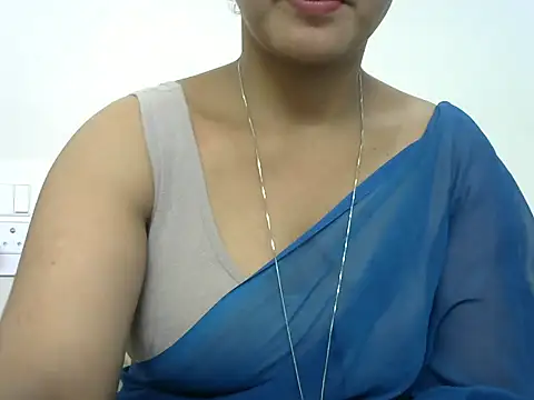 Snapshot of rashmika_reddy chatting on July 2026 03:21:02 PM rashmika reddy online show from July 2026 03:21:02 PM