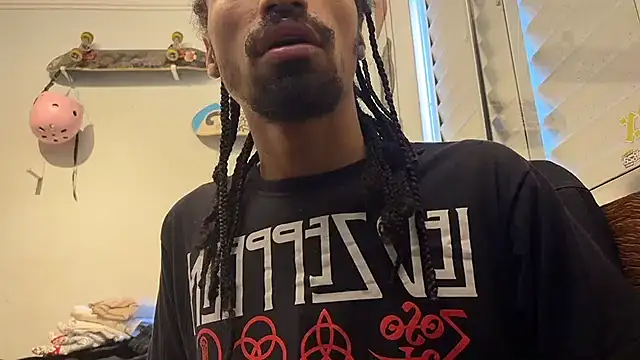 hotcamboy420 online show from December 2024 07:30:02 PM