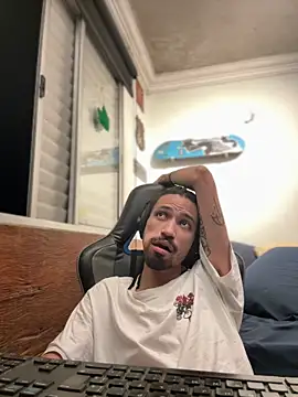 hotcamboy420 online show from February 2025 04:54:01 AM