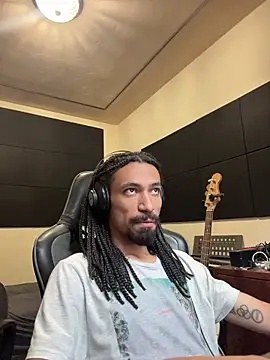 hotcamboy420 online show from January 2026 07:08:02 PM