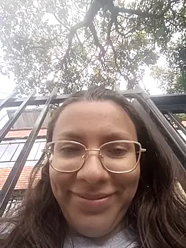 karlamorris  online show from September 2025 01:43:02 PM