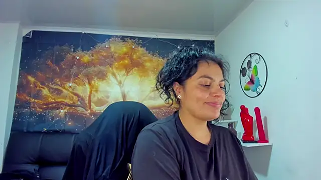 Lust Mom41 online show from December 2024 10:28:02 PM