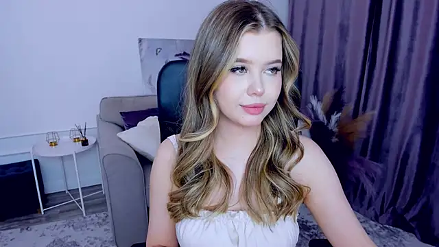 FollowLovee online show from February 2025 02:44:02 PM