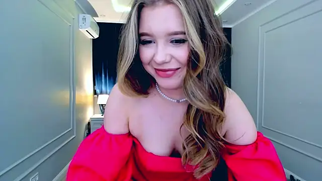 FollowLovee online show from March 2025 06:04:02 PM