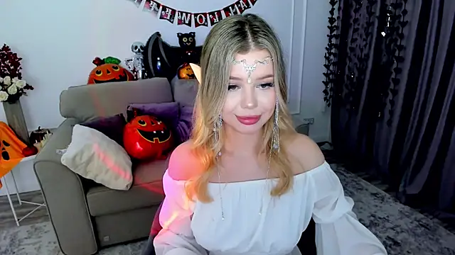 FollowLovee online show from October 2025 05:47:03 PM