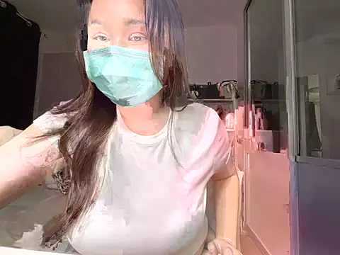 Snapshot of iamMalixxx chatting on January 2025 12:43:02 PM iamMalixxx online show from January 2025 12:43:02 PM