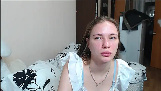 leila bambi  online show from December 2024 09:26:02 PM