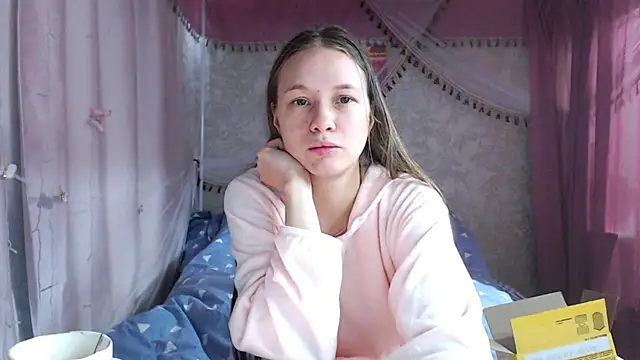 leila bambi  online show from January 2026 09:04:02 AM