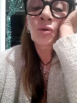 gildamilf online show from April 2026 07:54:01 PM