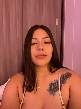 Snapshot of Latina_vanessa chatting on January 2025 12:39:01 AM Latina vanessa online show from January 2025 12:39:01 AM