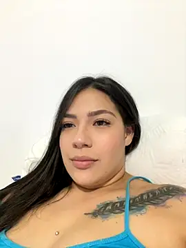 Snapshot of Latina_vanessa chatting on October 2025 01:35:01 AM Latina vanessa online show from October 2025 01:35:01 AM