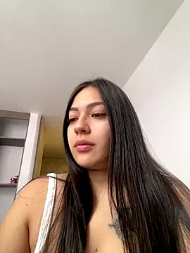 Snapshot of Latina_vanessa chatting on October 2025 04:50:01 PM Latina vanessa online show from October 2025 04:50:01 PM