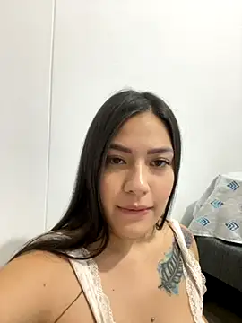 Snapshot of Latina_vanessa chatting on October 2025 10:39:02 PM Latina vanessa online show from October 2025 10:39:02 PM