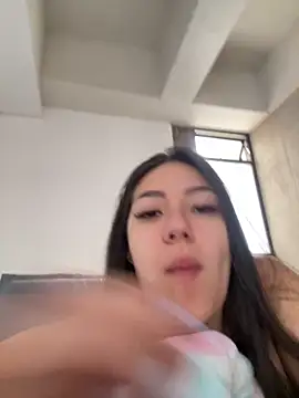 Snapshot of Latina_vanessa chatting on April 2026 01:25:02 PM Latina vanessa online show from April 2026 01:25:02 PM