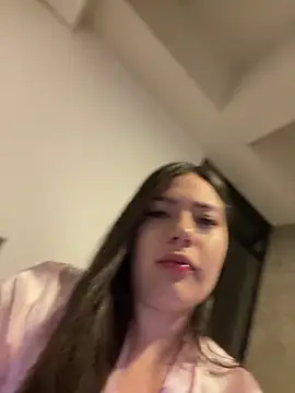 Snapshot of Latina_vanessa chatting on April 2026 02:15:02 AM Latina vanessa online show from April 2026 02:15:02 AM