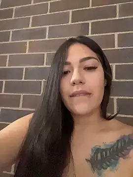 Snapshot of Latina_vanessa chatting on May 2026 05:41:02 PM Latina vanessa online show from May 2026 05:41:02 PM