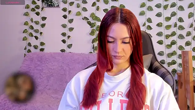 Snapshot of Amypond__ chatting on February 2025 04:14:02 PM Amypond online show from February 2025 04:14:02 PM