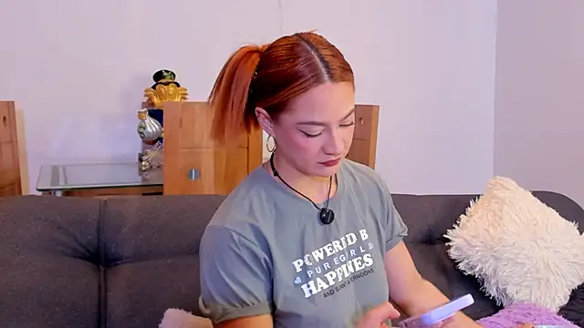 Snapshot of Amypond__ chatting on July 2026 04:10:02 PM Amypond online show from July 2026 04:10:02 PM