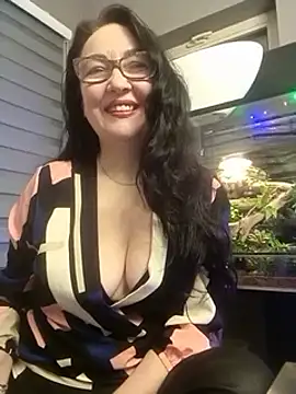 CamilleDesire online show from December 2024 05:00:01 PM