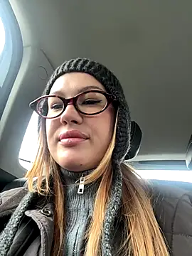 RinaCat online show from October 2025 05:05:01 AM