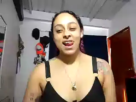 Cata Blue   online show from February 2025 08:17:02 PM