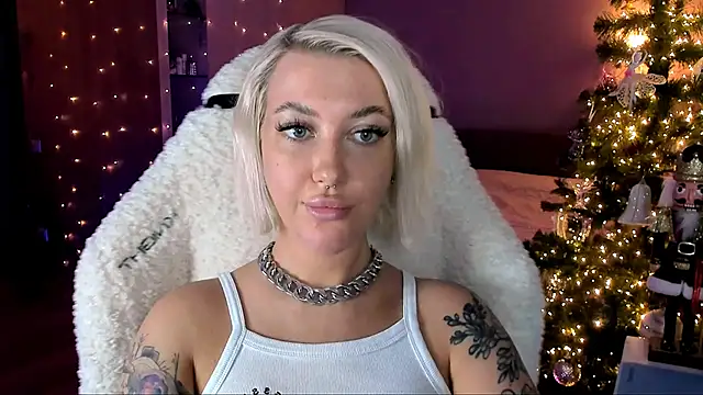 tykioty Miley online show from January 2025 04:54:02 PM