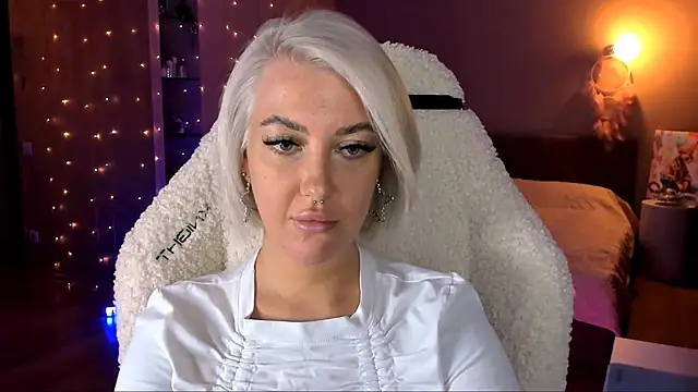 tykioty Miley online show from January 2025 01:25:02 PM