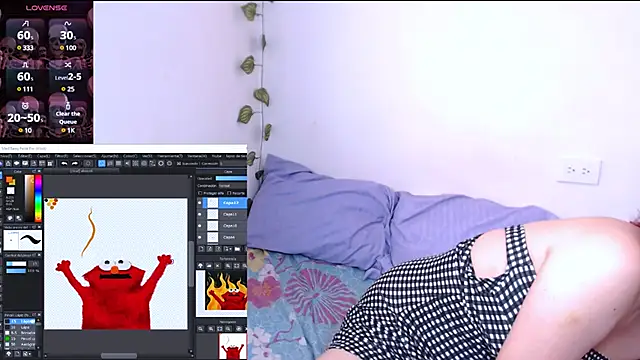 Eli666uwu online show from December 2024 05:51:01 PM