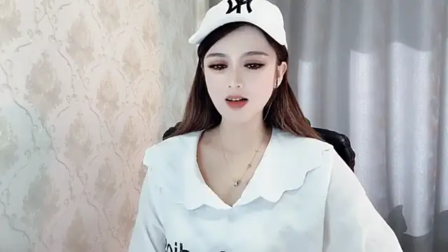 VIWVI online show from March 2025 02:17:01 AM