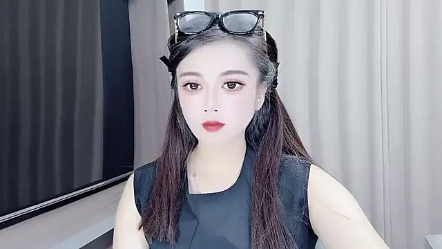 VIWVI online show from September 2025 03:41:02 AM