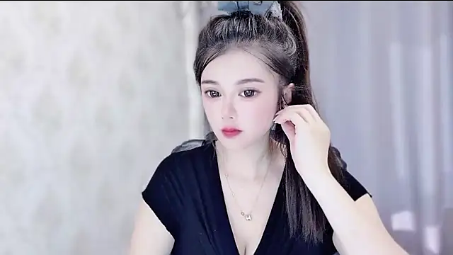 VIWVI online show from February 2026 05:11:02 AM