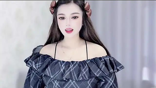 VIWVI online show from February 2026 05:33:02 AM